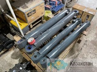 Гидроцилиндр рукояти 15683965 для Volvo BL61, Volvo BL71 г. Екатеринбург, ул. Основинская 7.