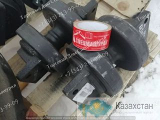 Каток поддерживающий для крана XCMG QUY75 г. Екатеринбург, ул. Основинская 7.
