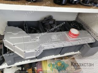 Крышка радиатора 612600013135 для бульдозеров Shehwa TY165-2 г. Екатеринбург, ул. Основинская 7.