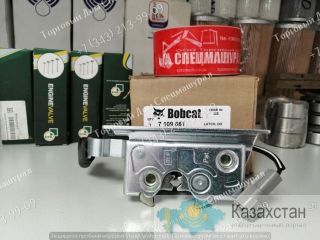 Замок двери 7109661 для Bobcat г. Екатеринбург, ул. Основинская 7.