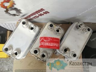 Масляный радиатор AT349656 для John Deere 325J г. Екатеринбург, ул. Основинская 7.