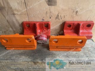 Захваты СП75-00.00.24С, СП75-00.00.25С для СП-75 г. Екатеринбург, ул. Основинская 7.