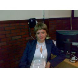 Лялюк Елена Викторовна офис менеджер
