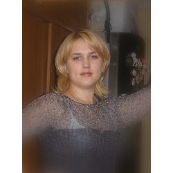 Попова Екатерина Александровна менеджер