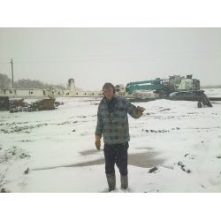 Алексеев Дмитрий Андреевич В крупную компанию помошник бурильщика