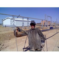 Каханов Василсй Николаевич электросварщик 5_ разряд