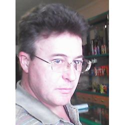 Иващенко Евгений Иванович Управляющий магазином, помощник руководителя