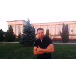 Корж Денис Анатольевич Торговый представитель