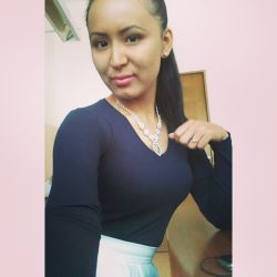 Шарипова Аида Азимхановна учитель иностранных языков, переводчик