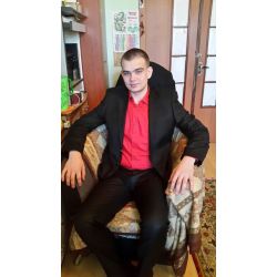 Демихов Антон Сергеевич Переводчик / Учитель английского языка